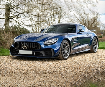 Boost your blue Benz automobile images with top-notch editing services for a professional look.